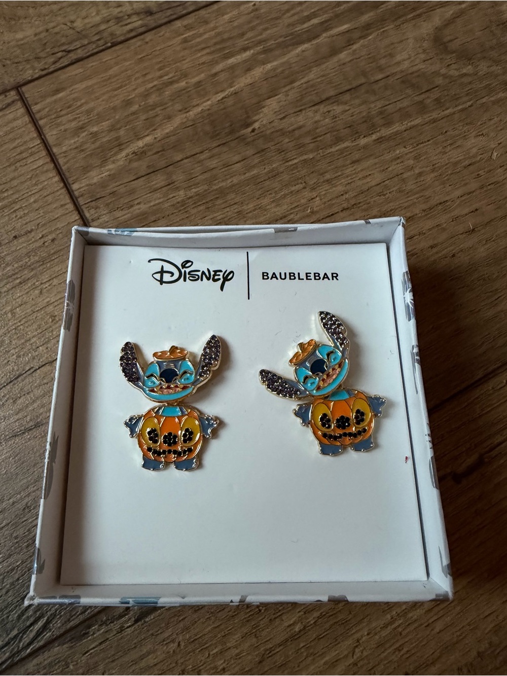 NIB Disney x BaubleBar Stitch Pumpkin Halloween Earrings – Lilo & Stitch